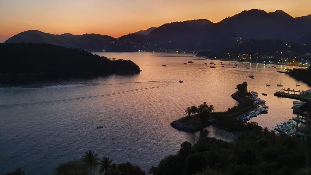 Porto Real Resort Duas Suites Vista Mar Em Frente Ao Clube Mangaratiba Eksteriør billede